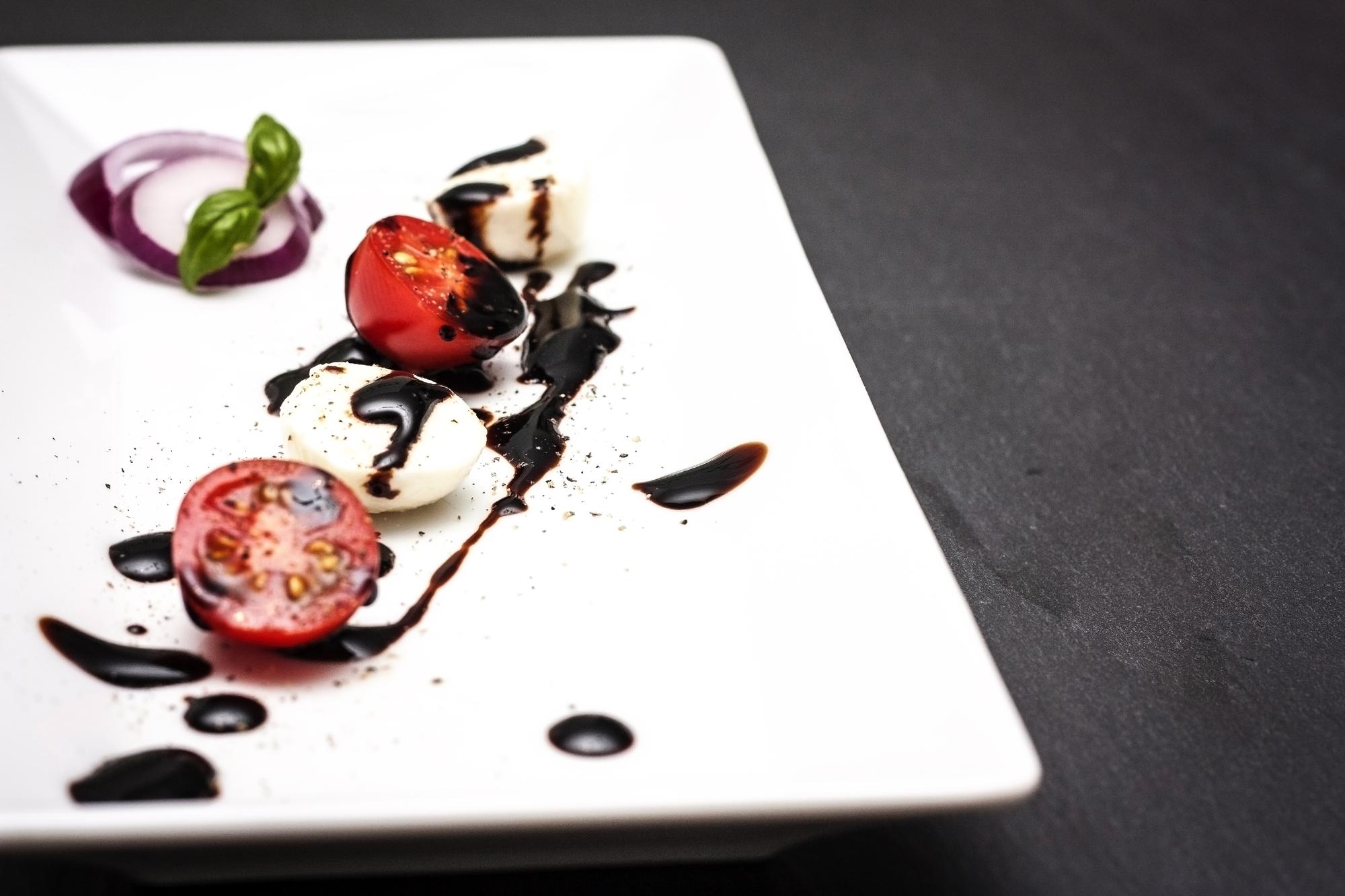 Plated starter on dark plate